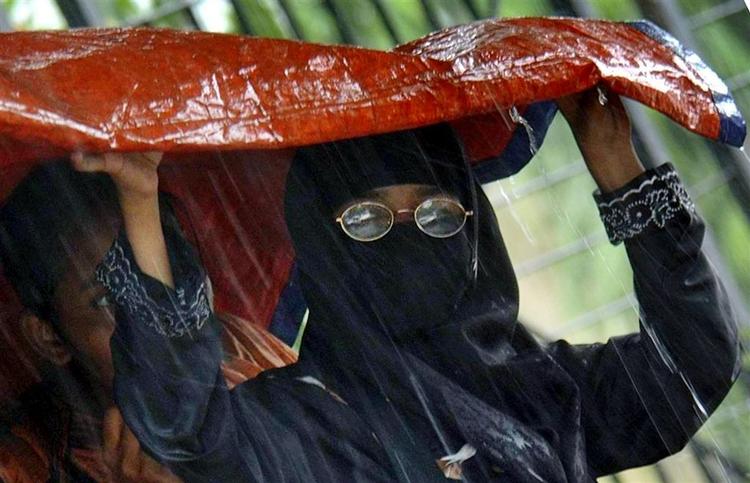 Fra Dhaka, hovedstaden i Bangladesh, hvor de heller ikke mangler vand. 