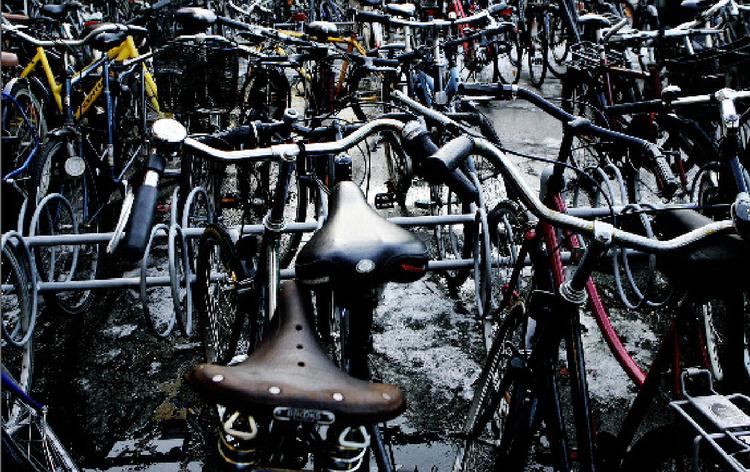 Politikens læsere har kåret cykjelparkering i København som Danmarks 2. værste makværk. 