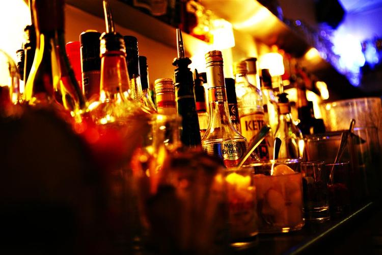 K Bar ved Højbro Plads serverer all ede klassiske cocktails. 
