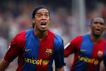 Ronaldinho og hans holdkammerater på FC Barcelona har inspireret mange mindre fodboldklubber, der også gerne vil støtte Unicef. 