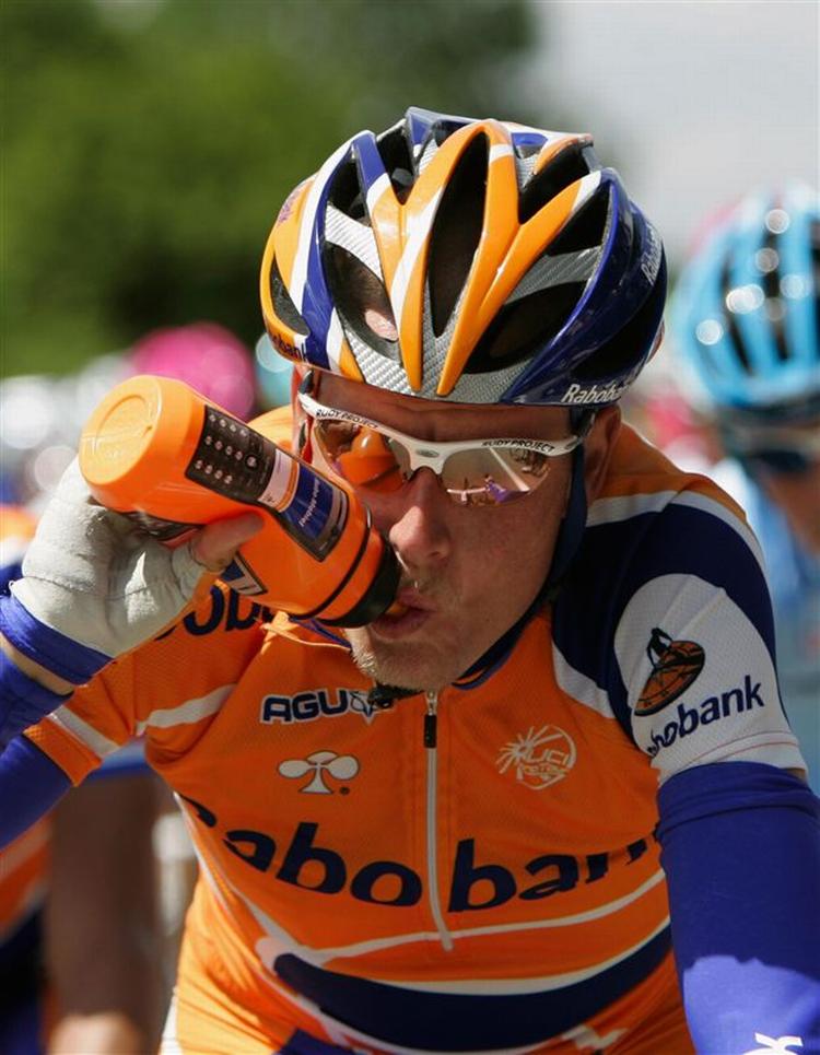 For Michael Rasmussen og de øvrige bjergklatrer begynder Tour de France for alvor i dag. 