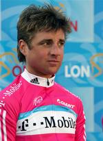Tyske Sinkewitz blev manden bag den første dopingskandale i årets Tour de France. 