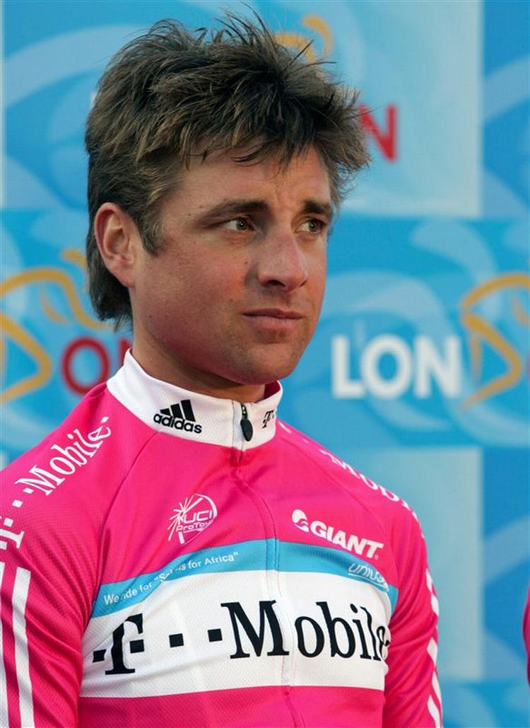 Tyske Sinkewitz blev manden bag den første dopingskandale i årets Tour de France. 