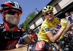 Michael Rasmussen, her sammen med Alejandro Valverde, erkender at have fået dopingadvarsler for ikke rettidigt at oplyse, hvor han har trænet henne. 