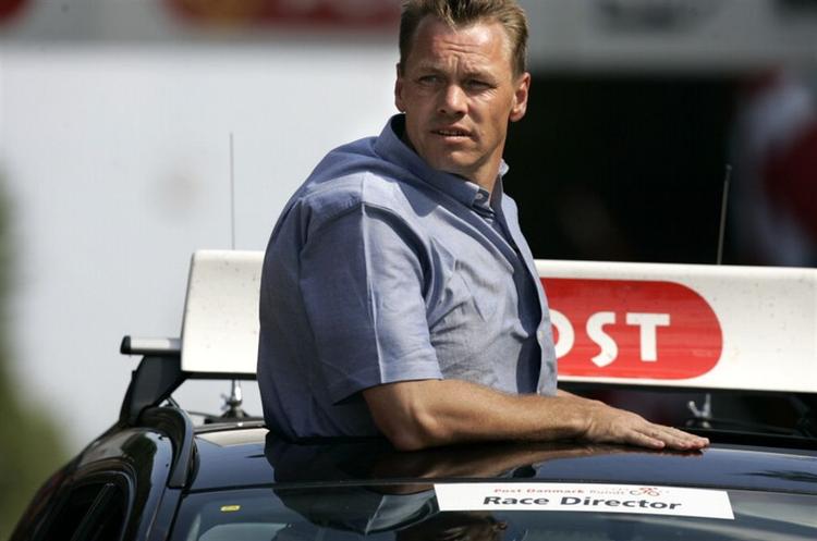 DCU-direktør Jesper Worre bliver hårdt kritiseret af hovedparten af politiken.dk's læsere. 