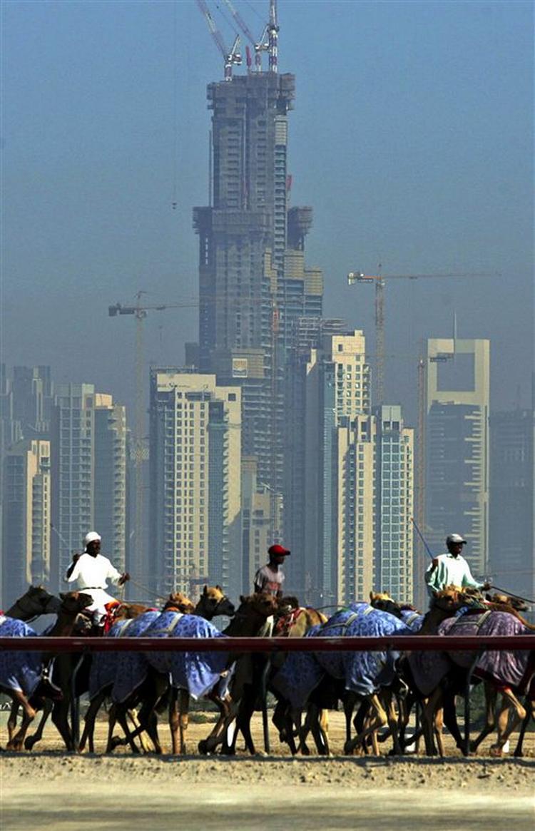 Burj Dubai - også kaldet Dubai Tower - ventes at stå færdig næste år. 