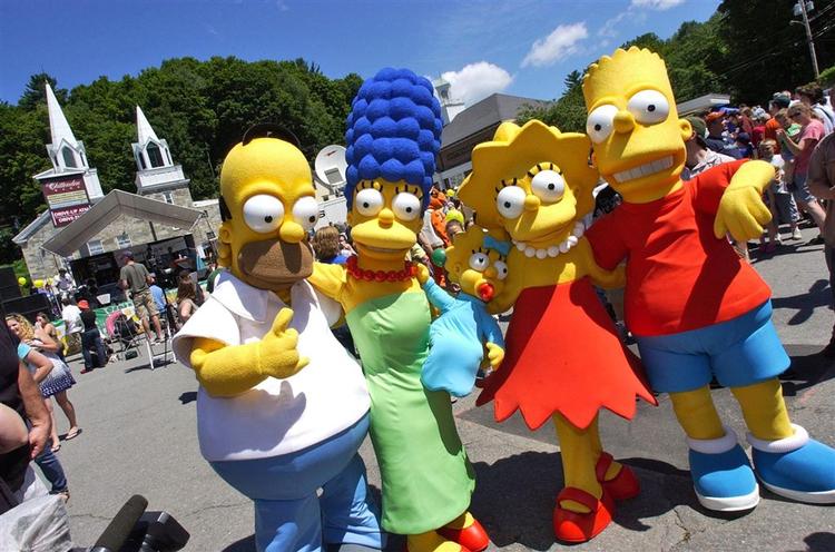 Homer, Marge, Maggie, Lisa og Bart satte gang i premieren på 'The Simpsons Movie' - selvfølgelig i Springfield. 