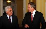 For et halvt år siden var Palæstinas præsident Mahmoud Abbas på besøg i Downing Street, da Tony Blair var premierminister. Nu er det Blair, der skal på besøg i Mellemøsten i en ny rolle. 