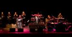 Når der ikke sprang flere gnister til koncerten med Steely Dan, var en af flere grunde, at de mange musikere var så dygtige i håndtering af deres instrumenter, at det hele blev en kende for ensartet. Foto: Thomas Lekfeldt 