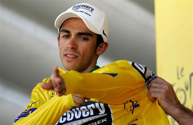 Alberto Contador ligner en vinder af årets Tour de France. 