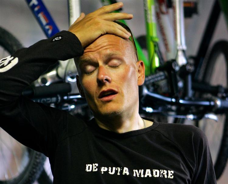 Michael Rasmussen er udelukket uden at være kendt skyldig i doping. I stedet er spørgsmålet, hvorvidt han har løjet om, hvor han befandt sig op til Tour de France. 