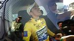 Spanske Alberto Contador vinder årets Tour de France. Her ses han efter den afgørende enkeltstart i går. 