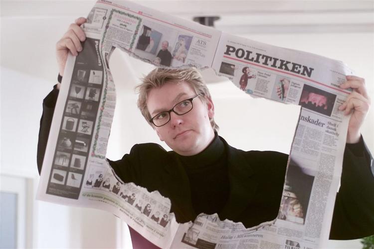 Programdirektør på TV2, Palle Strøm, nævnes som en mulig afløser for Per Mikael Jensen. 