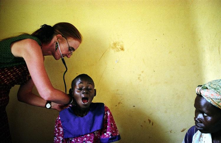Aidsramte børn har ikke haft den samme adgang til medicin som voksne. 
