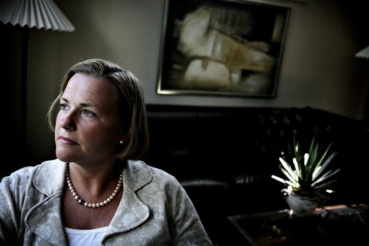 Pernille Høxbro har været medlem af kommunalbestyrelsen på Frederiksberg siden 1993, og har i årene arbejdet tæt sammen med den konservative partigruppe. 