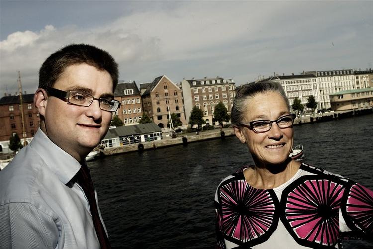 Venstres Søren Pind og socialdemokraten Ritt Bjerregaard kæmpede om overborgmesterposten ved kommunalvalget i 2005. Nu opfordrer Ritt Pind til at tage kampen op igen. 