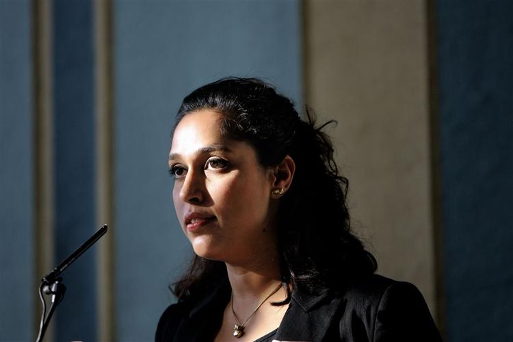 Rushy Rashid blev 'afhørt' af en præst, der ville høre, om Rashid var demokratisk anlagt, eller om hun var for fundamentalistisk til at stille op for Socialdemokraterne i Helsingør. 