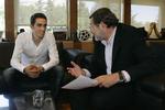 Alberto Contador sammen med Spaniens sportsminister Jaime Lissavetzky umiddelbart inden pressemødet, hvor han erklærede, at han aldrig har taget doping. 