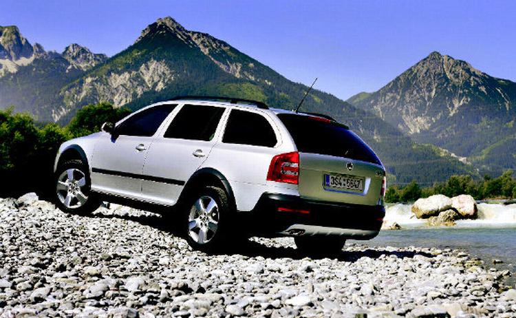 Hertil og ikke længere. Skoda Octavia Scout er terrængående i begrænset omfang. Foto: Skoda 