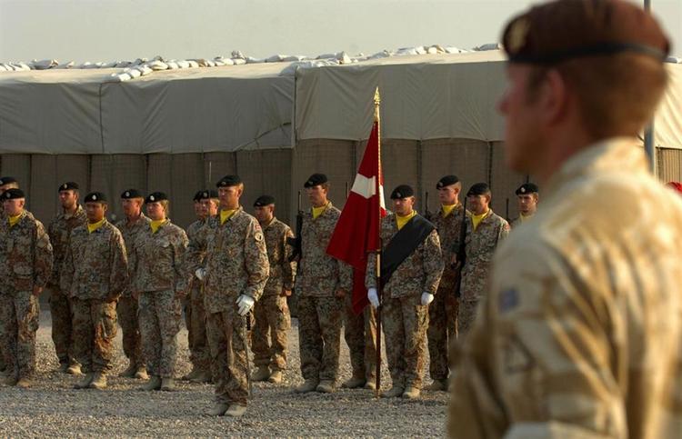 Den danske indsats i Irak bør undersøges til bundes, mener flere eksperter. 