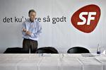 SF, Socialdemokraterne og de radikale skal stå sammen mod Fogh, lød budskabet fra SF-formand Villy Søvndal på partiets sommergruppemøde. 