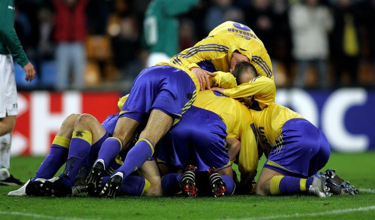 Brøndby håber snart også kunne juble på udebane. 