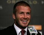Davis Beckham taler med pressen efter kampen. 