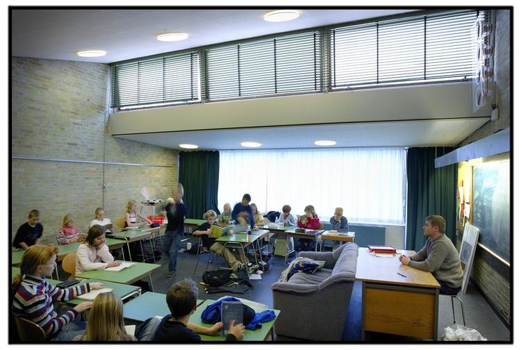 Det er ikke nødvendigvis smart at indføre en fast overgrænse på 24 elever i en folkeskoleklasse, mener nogle borgmestre. 