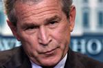 Bush talte til Det Hvide Hus' journalister på et pressemøde, hvor han flere gange - på trods af det alvolige emne - brød ud i afdæmpet, selvironisk latter. 