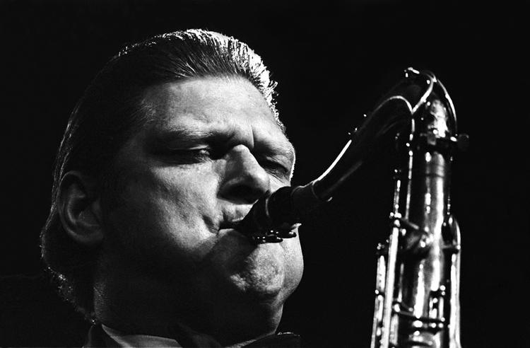 Der er fem hjerter til Zoot Sims for hans indspilning fra Jazzhus Slukefter i 1978. Fotografiet er fra endnu en københavnerkoncert, seks år tidligere. 