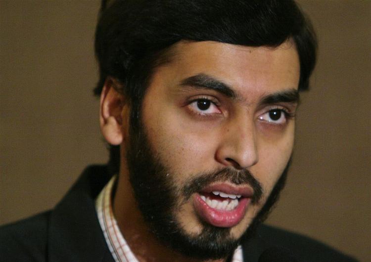 Mohammed Haneefs visum blev inddraget uden grundlag, vurderer dommer. 