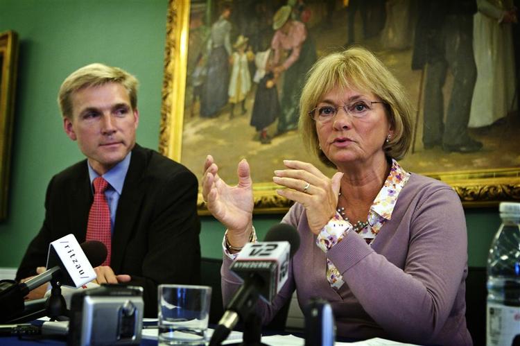 Pia Kjærsgaard og Kristian Thulesen Dahl fra Dansk Folkeparti holder pressemøde om regeringens kvalitetsreform. 
