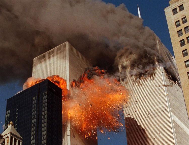 En rapport viser, at CIA's topledelse begik talrige fejl inden terrorangrebet mod World Trade Center den 11. september 2001. 