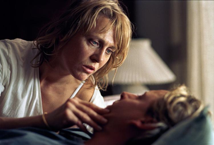 Charlotte Fich og Anders W. Berthelsen danner par i 'Kærlighed på film'. 