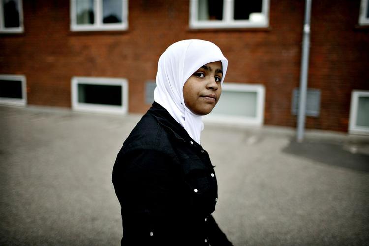 Sara Abdulihaman  er rigtig glad for skolen og lærerne, som hurtigt tager fat i hende, hvis der er ting, der lige skal rettes. 