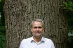 Dennis Kristensen mener ikke, at tillæg for aften-, og natarbejde har noget at gøre i en sammenligning af social- og sundhedsassistenters løn med almindelige 9 til fem job. 