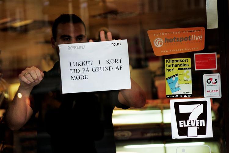 7-Eleven-kiosk blev omdannet til en retssal. 