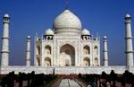 Taj Mahal blev 7. juli udnævnt til et af verdens syv bygningsvidundere i en verdensomspændende internetafstemning. 