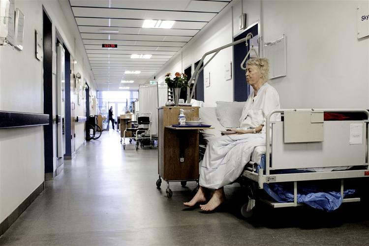Flere sygehuse rundt omkring i landet forventer nedskæringer næste år. 