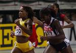 Christine Ohuruogu  (t.h.) var i  dopingkarantæne ind til 5. august. 