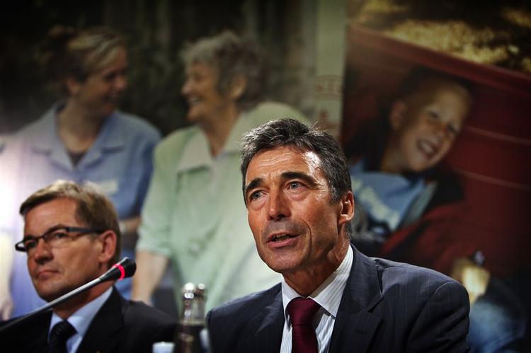 I en ny meningsmåling mister regeringen sit flertal - mens Ny Alliance får en nøglerolle. 