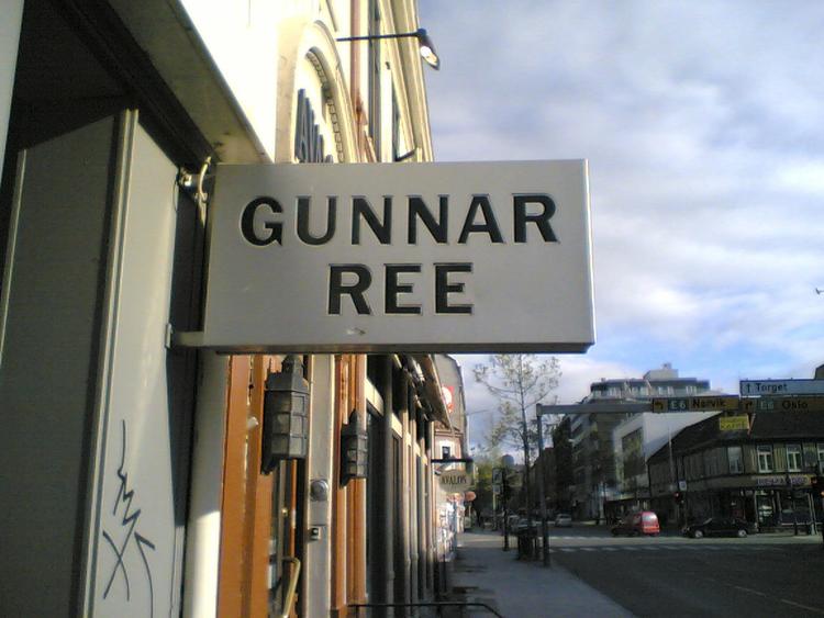 Skulle det være lidt undertøj fra Gunnar Ree? Tøjforretningen i Trondheim kunne måske have valgt et heldigere navn. 
