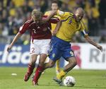 Fredrik Ljungberg var anfører i den afbrudte EM-kamp i Parken, hvor Christian Poulsen indtog en uheldig hovedrolle. 