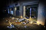 En Irma-butik blev raseret under de autonomes plyndringstogt. 