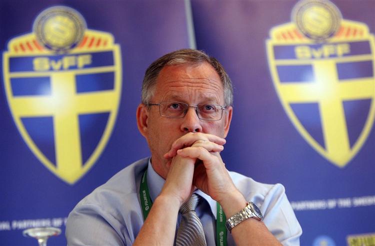 Sveriges landstræner Lars Lagerbäck mener, at det danske landshold er klart bedre offensivt end defensivt. 