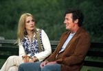 Richard Gere spiller med stor overbevisning svindleren Cllifford Irving, og Julie Delpy spiller  danske Nina van Pallandt, en af de kvinder, der faldt for hans udstråling. Foto: Nordisk Film 