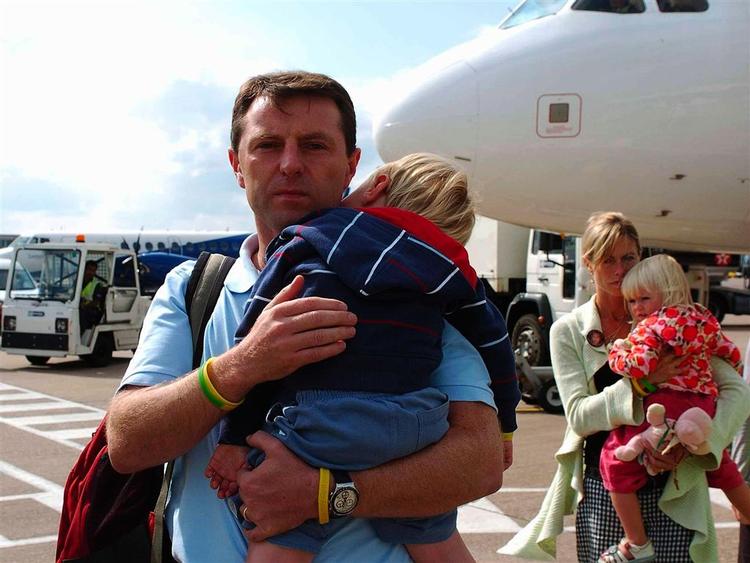 Kate og Gerry McCann er netop vendt hjem til England med deres toårige tvillinger. 