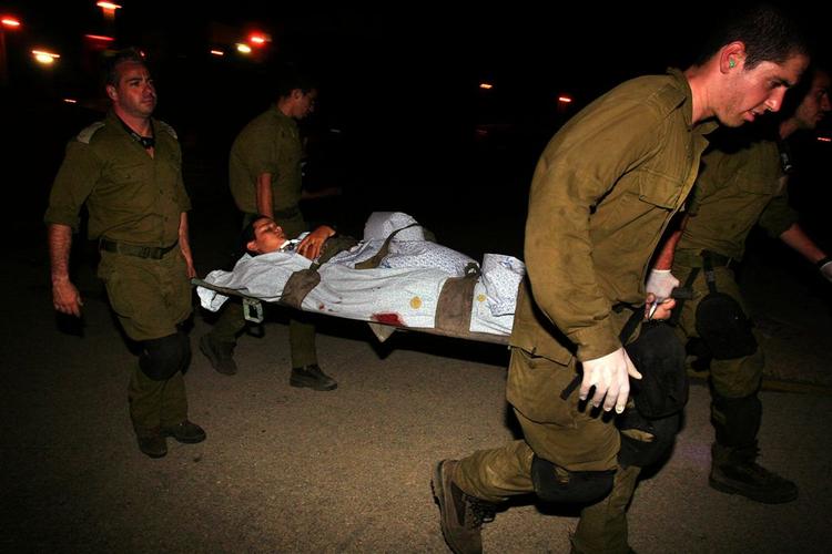 En palæstinensisk raket slog ned i et telt med soldater i Israel tidligt i dag. 66 soldater blev såret. 