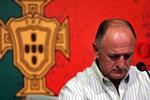 Fodboldtræner Scolari undskyldte over for Portugal og det portugisiske folk. 