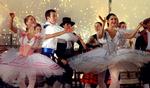 Det Kgl. Teater har vakt en overraskende stor interesse for opera, skuespil og ballet blandt flygtninge og indvandrere. På billedet ses Bournonvilles ærkedanske balletklassiker 'Napoli'. 
